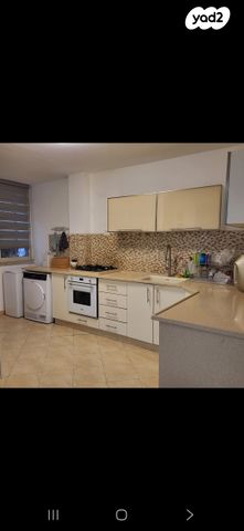 דירה, אברהם עופר 7, רובע ד', אשדוד