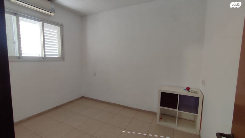 גג/ פנטהאוז, ברוריה 2, חרוזים, רמת גן