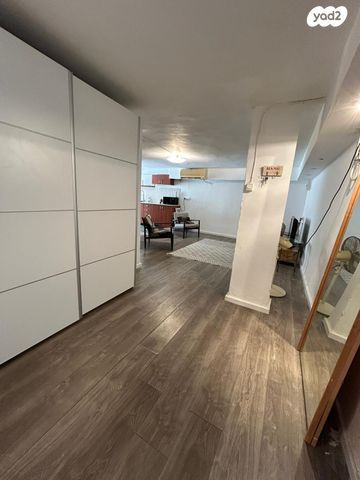 יחידת דיור, אליהו גולומב 76, הרצליה הירוקה, נווה עובד, הרצליה