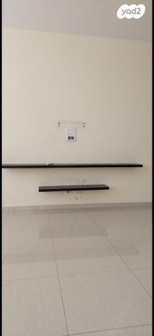 דירה, הפורצים 27, תל גיבורים, חולון