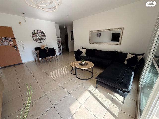 דירה, הרב כלפון משה הכהן 4, חומת שמואל, הר חומה, ירושלים