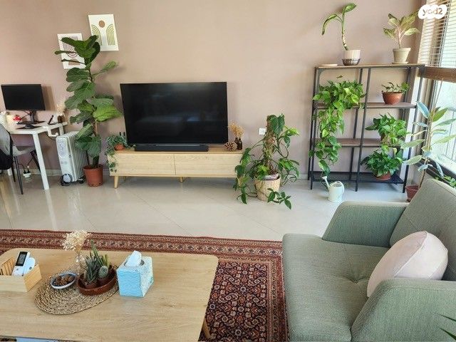 דירה, גוש עציון 7, הל"ה, גבעתיים