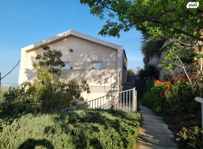 יחידת דיור, דרך השחף 1, עצמון שגב, עצמון שגב