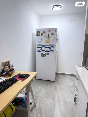 דירה, הגליל 71, המיסדים, כרמיאל