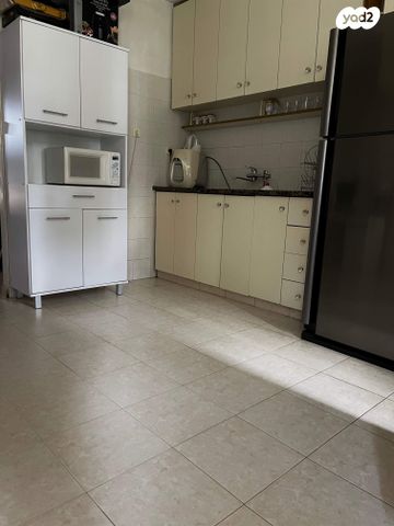 הרב אברהם הלל 15