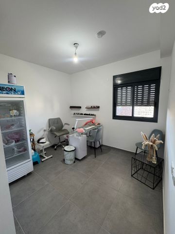 דירה, אריק אינשטיין 1, נאות אפק, אפקה, קרית ביאליק