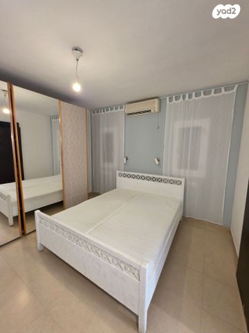 יחידת דיור, הרימון 79, עזריאל, עזריאל