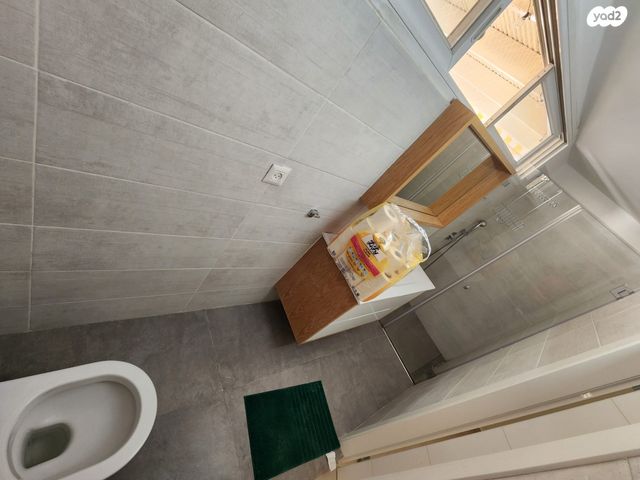 דירה, וייצמן 5, בורוכוב, גבעתיים