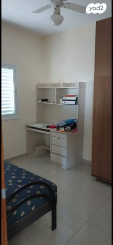 דירה, הפורצים 27, תל גיבורים, חולון