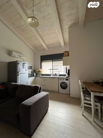 יחידת דיור, המייסדים 58, שאר העיר, כפר יונה