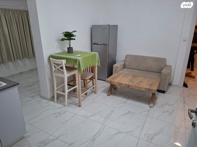 דירה, יוסף 3, הדר מרכז, חיפה