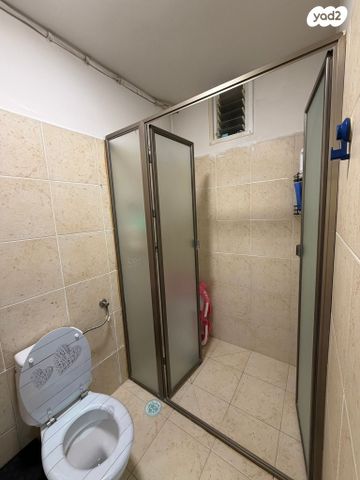 דירה, שירת הזמיר 16, הרצליה הצעירה, הרצליה