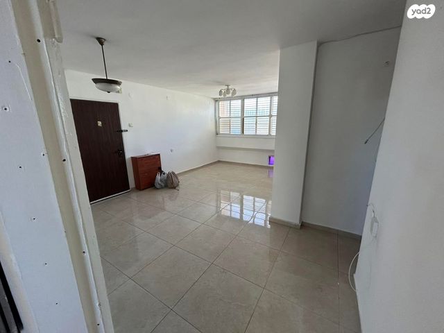 דירה, האחים סולימן 4, רמב"ם, ראשון לציון