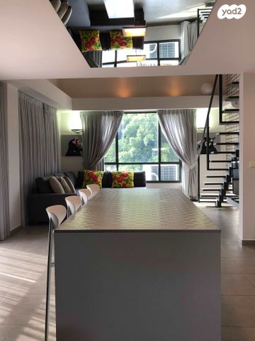 דירה, הנגרים 12, פלורנטין, תל אביב יפו