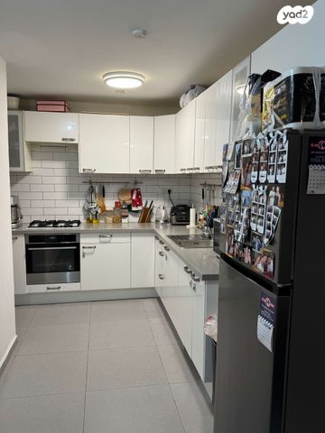 דירה, חבצלת 12, גבעת עמוס, נשר