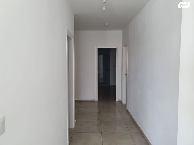 גג/ פנטהאוז, הארבל 11, פרדסיה, פרדסיה