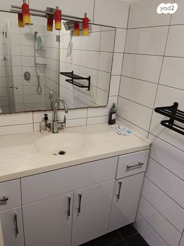 דירה, הגיבור האלמוני 50, יד אליהו, תל אביב יפו