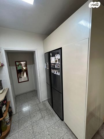 דירה, צביה לובטקין 38, נווה אליעזר וכפר שלם מזרח, תל אביב יפו