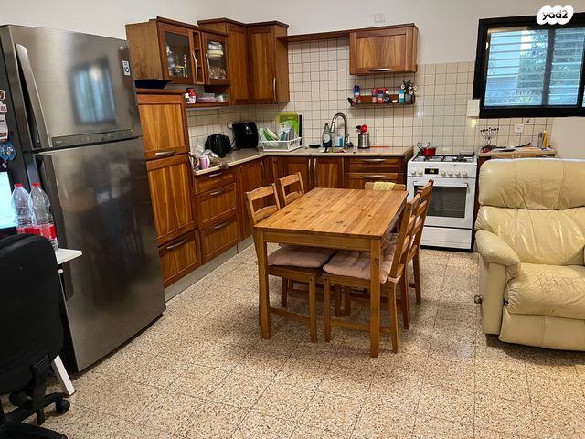 דירת גן, הגדעונים 36, יעקב, זכרון יעקב