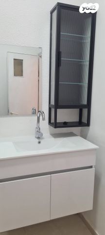 דירה, דרור 14, רמב"ם, ראשון לציון