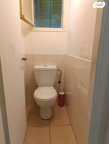 דירה, שדרות בנימין 32, מרכז העיר דרום, נתניה