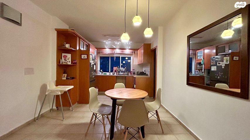 דירה, מצולות ים 30, חברת חשמל, גבעתיים