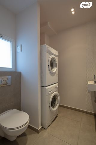 דירה, הנגרים 12, פלורנטין, תל אביב יפו