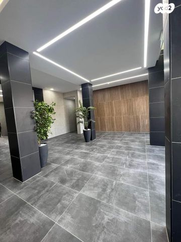 דירה, יצחק שמיר 15, נווה שרון / שער העיר, נתיבות