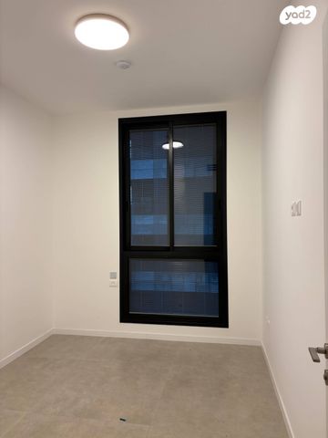 דירה, בנימין וולפוביץ' 6, מרכז דרום, רעננה