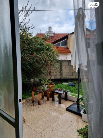 דירת גן, רמב"ם 15, מרמורק, רחובות