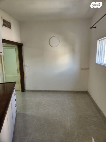 דירה, עולי הגרדום 7, אברמוביץ', ראשון לציון