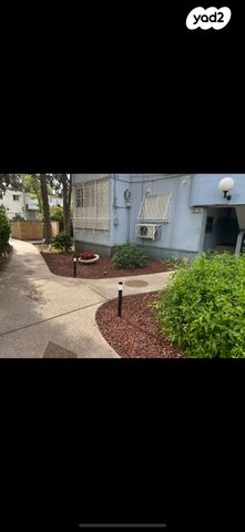 דירה, קרן קיימת לישראל 65, ביאליק דרום, קרית ביאליק