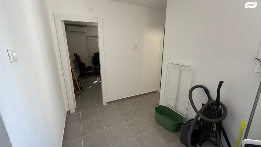 דירה, אבן עזרא 89, שכונה ד', באר שבע