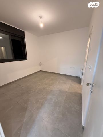 דירה, שחם 2, המגרסה, מבשרת ציון