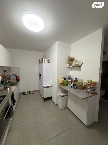 דירה, שדרות אריה תגר 19, ברנע, אשקלון