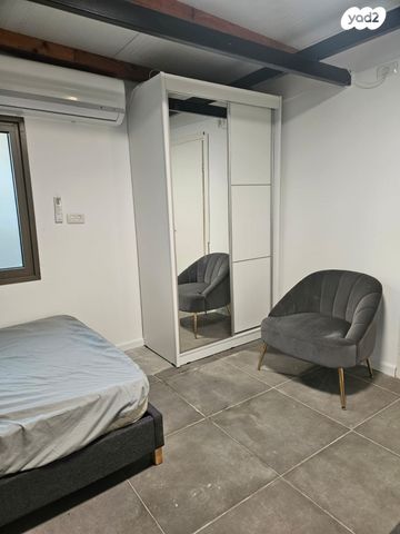 יחידת דיור, ד' 52, נווה אליעזר וכפר שלם מזרח, תל אביב יפו