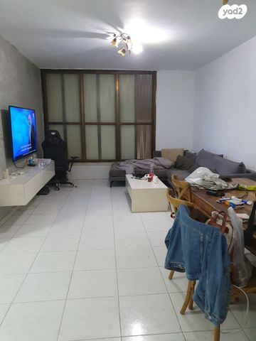 דירה, משה סנה 7, קרית שרת מזרח, חולון