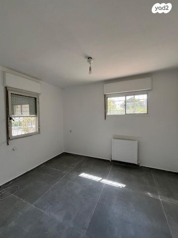 דירת גן, דוד ניב 9, פסגת זאב, ירושלים