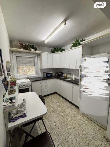 דירה, דרך הבנים 1, מרכז פרדס חנה, פרדס חנה כרכור