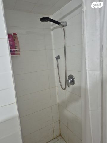 דירה, שפינוזה 14, אברמוביץ', ראשון לציון