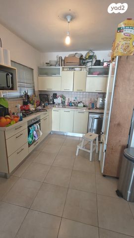 דירה, הנשיא הראשון 40, א' / צפון מזרח העיר, רחובות