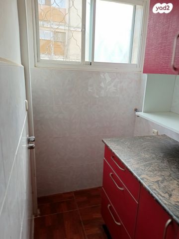 דירה, יבניאלי 25, גבעת הרקפות, גבעת תל חי, קרית אתא