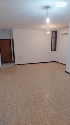 דירה, השיטה 19, רסקו א', חולון