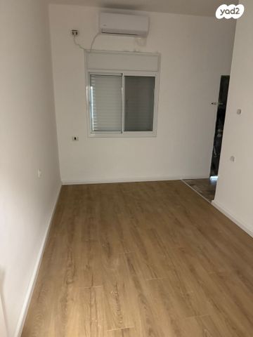 שדרות מוריה 25