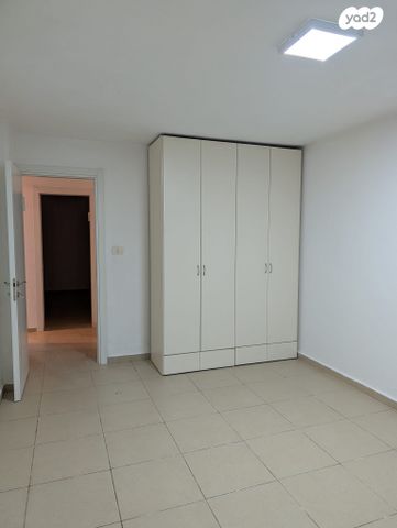 דירה, אמיר דרורי 1, קרית אילון, חולון