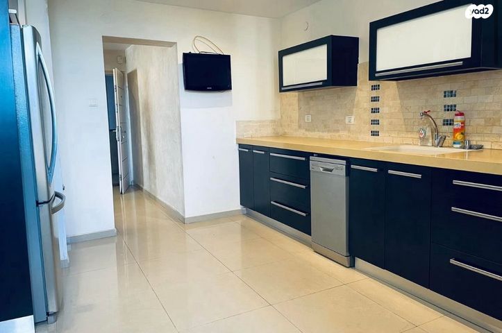 דירה, קדושי קהיר 20, נאות רחל, חולון