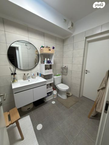 דירה, שדרות אריה תגר 19, ברנע, אשקלון