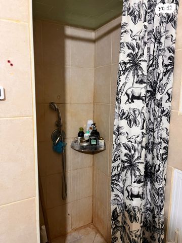 דירה, וייצמן 46, גבעת הרמבם, גבעתיים