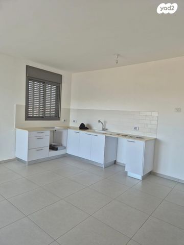 דירה, עלי 47, גבעת ציון, אשקלון