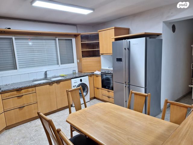 נחל קדומים 8